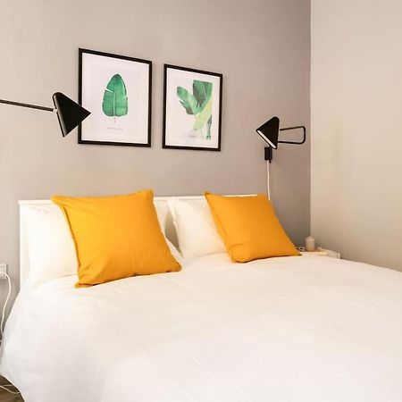 Mia Suite. Center Of סביליה מראה חיצוני תמונה
